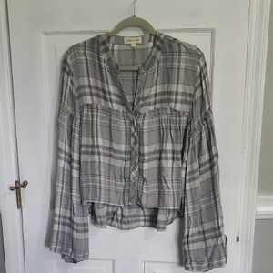 cloth & stone Gray Plaid Button-Down Shirt